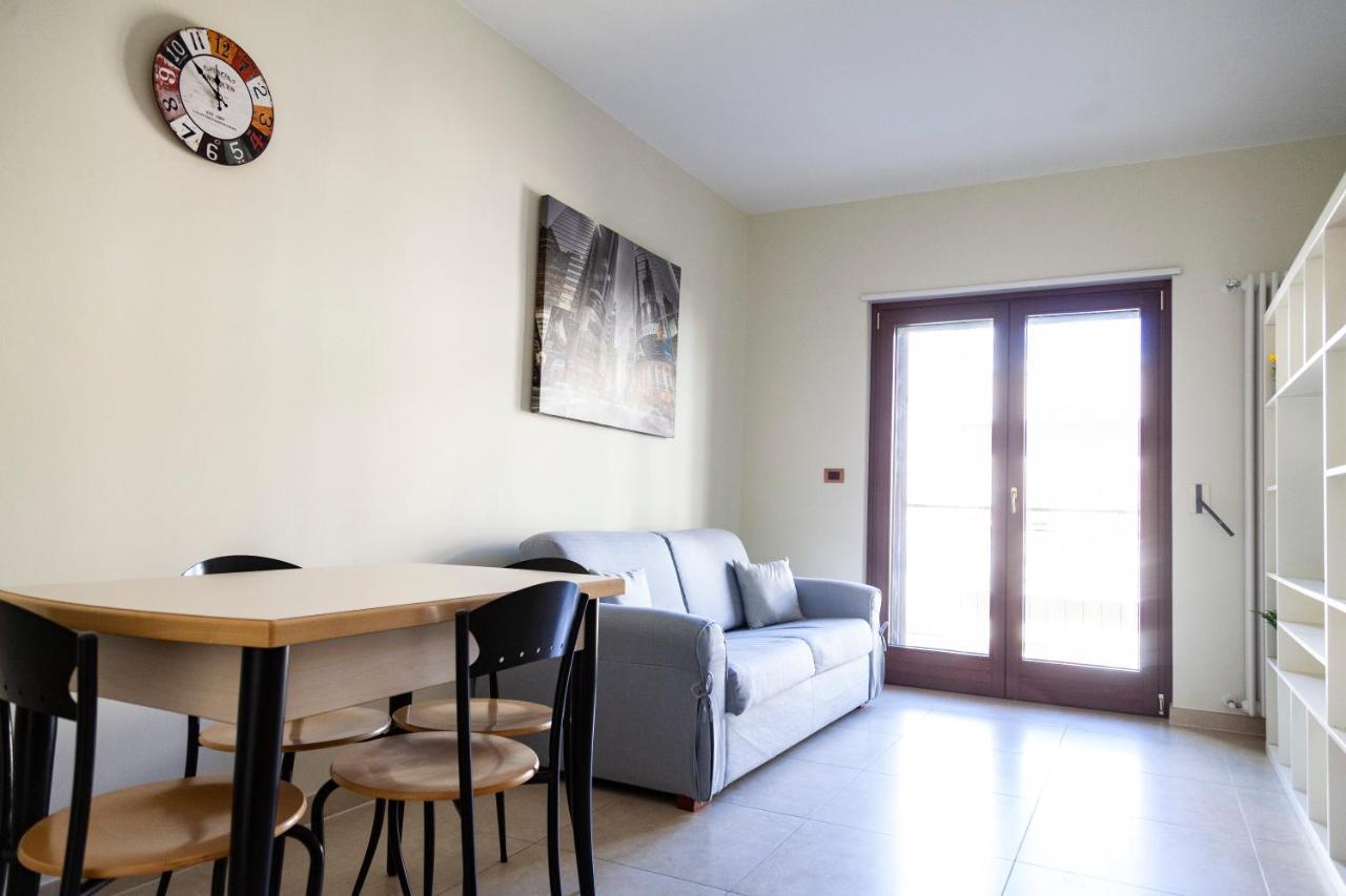 Calefati Holiday Apartment Bari Bagian luar foto